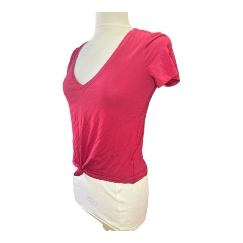 Lululemon t-shirt - Picture 2 of 5
